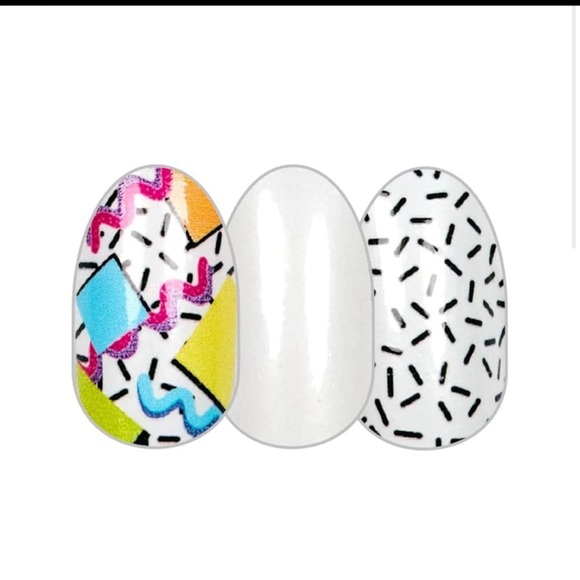 🎉3/$25 NWT Retired & Rare Color Street "Totally Rad" dry Nail polish Strips - Picture 8 of 10